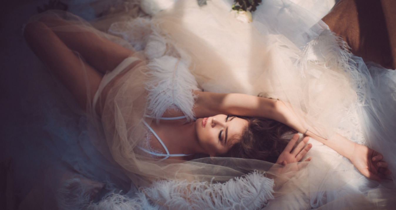 Einzigartiges Boudoir-Fotoshooting: Geschichten erzählen mit Dessous