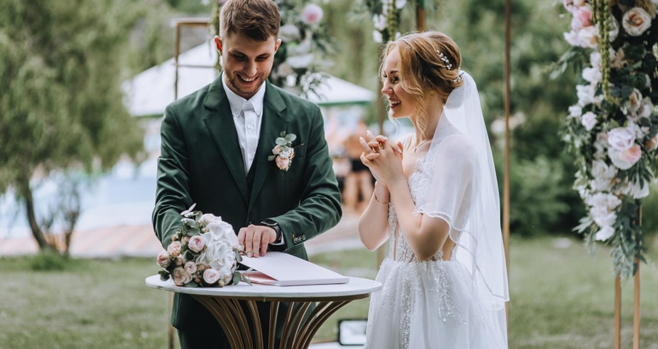 How To Get Through A Busy Wedding Photography Season Well