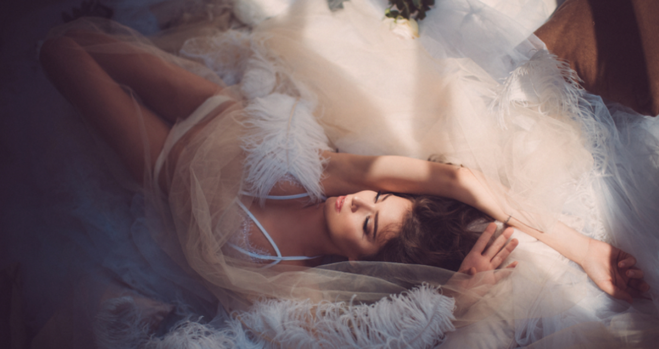 Servizio Fotografico Boudoir Unico: Raccontare Storie con la Lingerie
