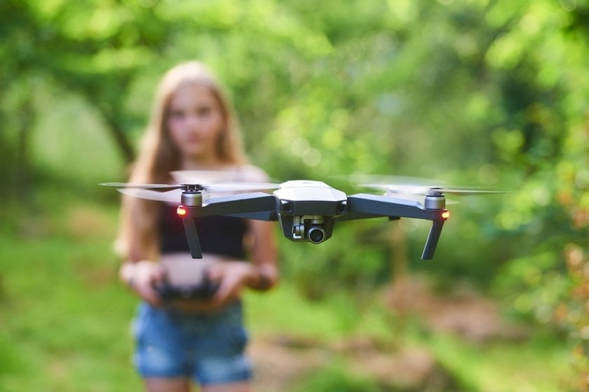 Top Picks: Best Drones for Kids in 2024 | Skylum Blog(16)