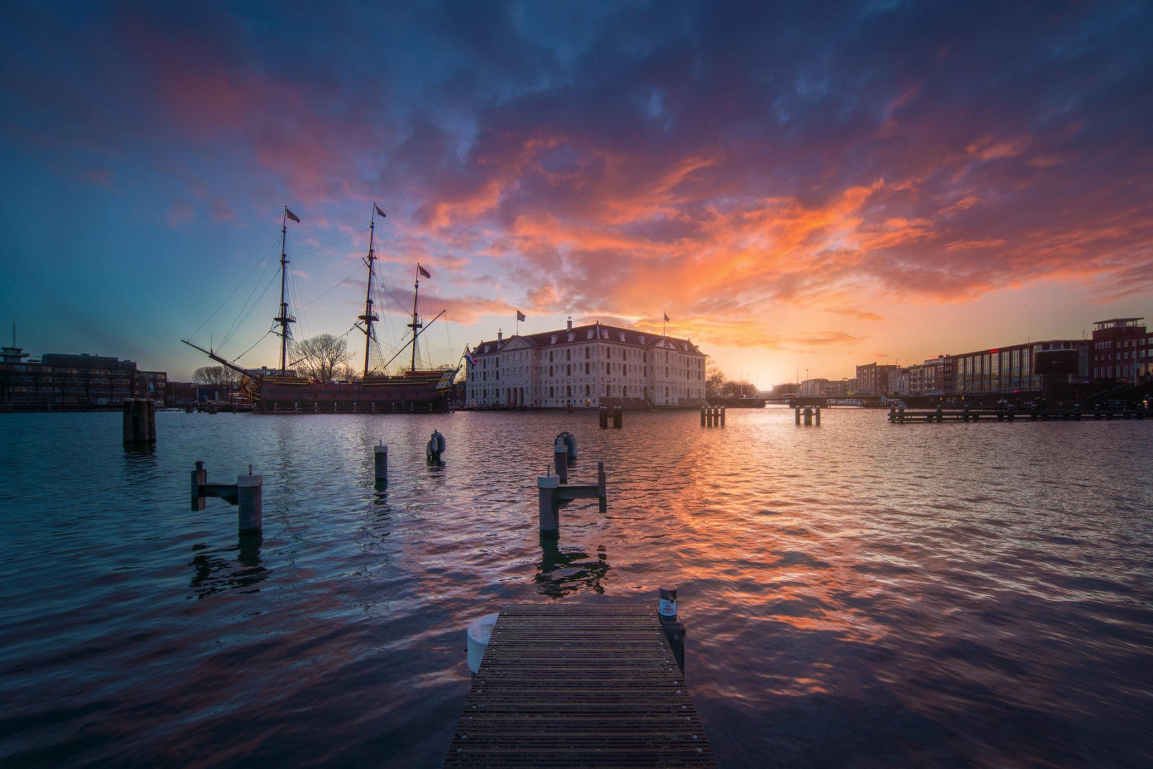 20 Photos of My Hometown of Amsterdam During Different Seasons | Skylum Blog(20)