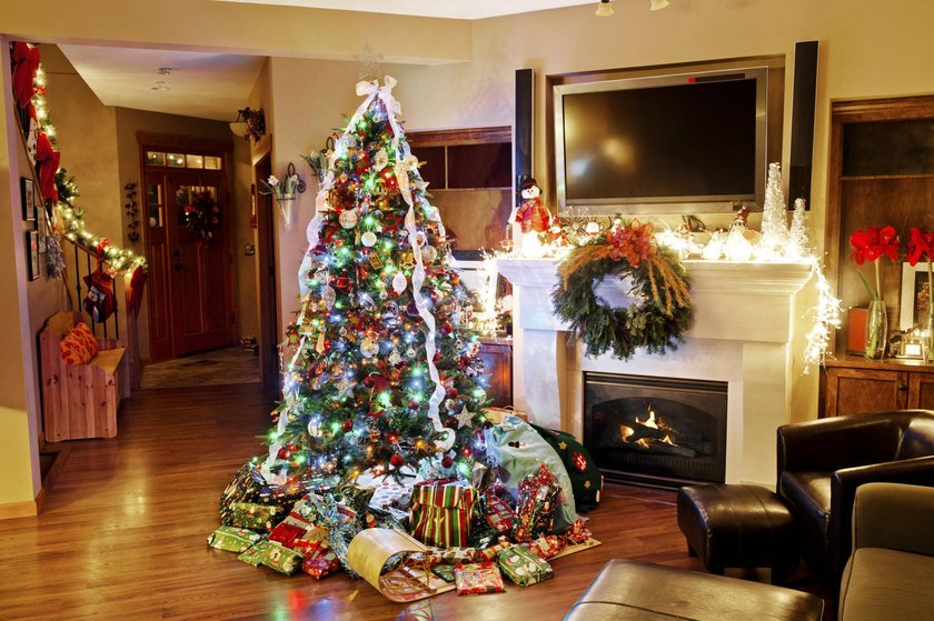 Learn the Best Ways to Capture Christmas Lights(6)