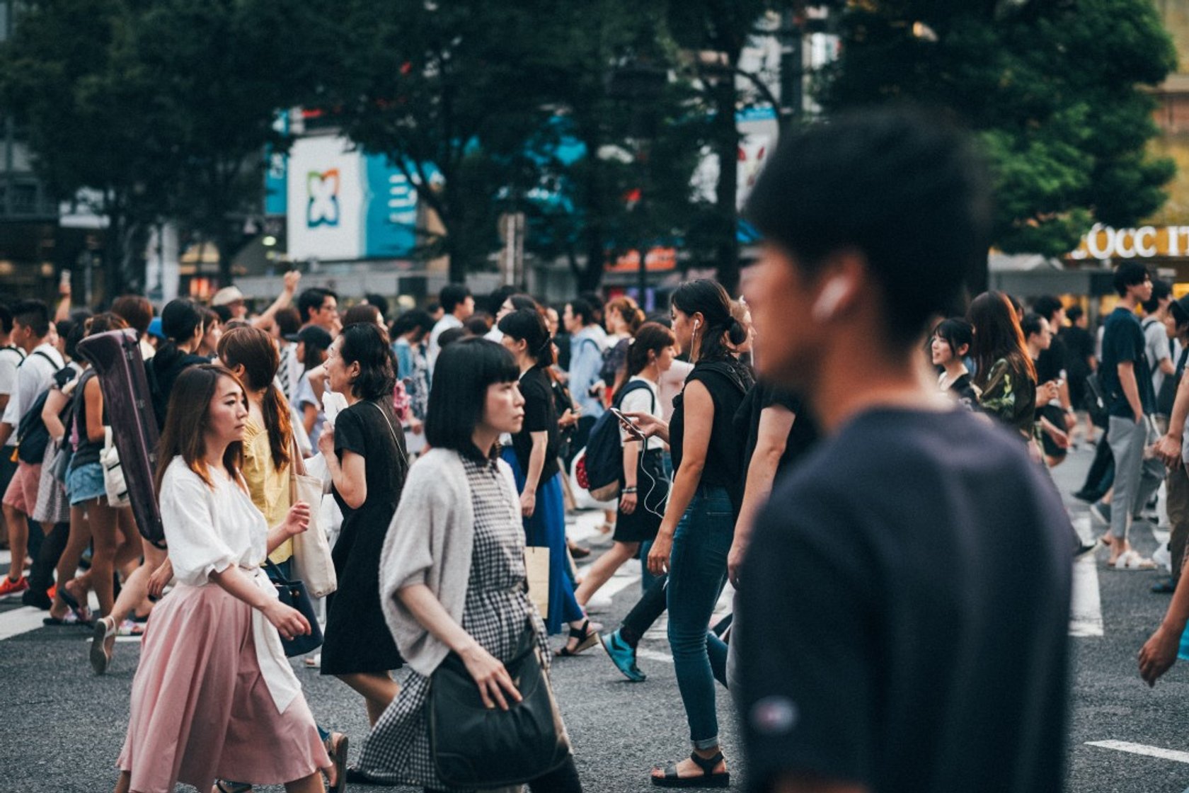 The Power of Connection: Why Cameras Can Thrive in a Smartphone World(3)