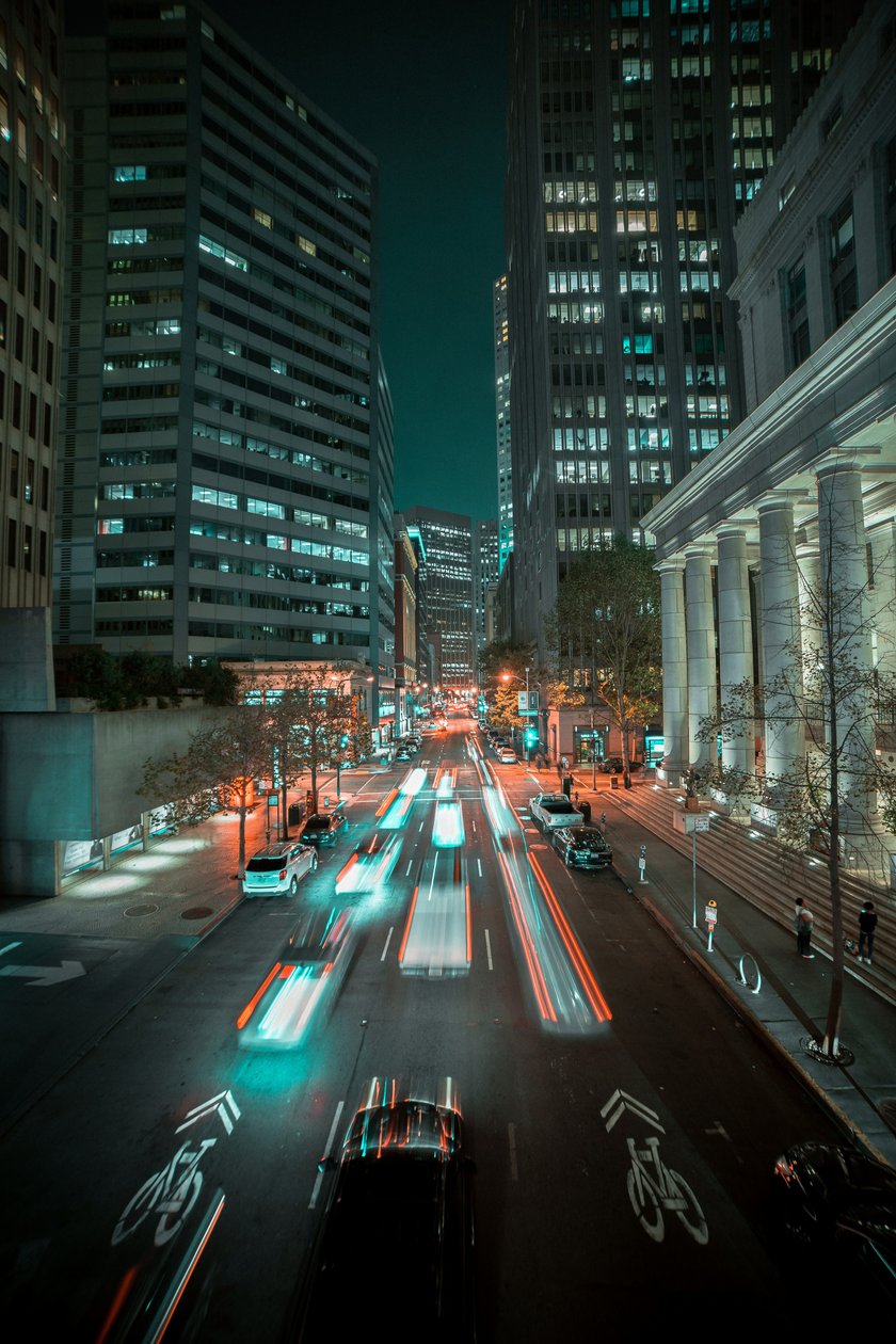 Night Street Photography: Master the Art of Capturing the City at Night | Skylum blog | Skylum Blog(8)