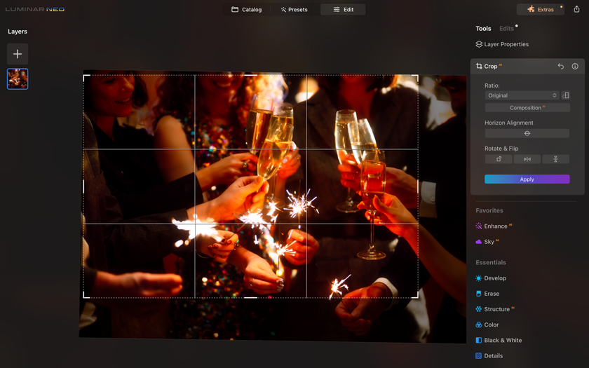 Get Ready to Shine with New Year Photo Booth Props Ideas I Skylum Blog | Skylum Blog(11)