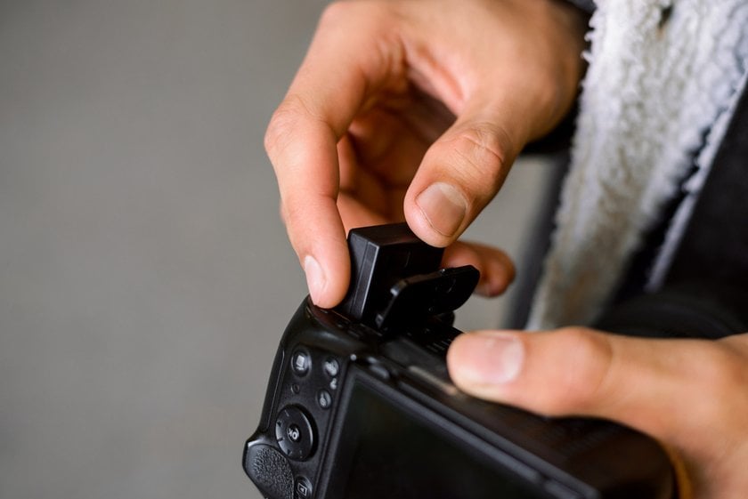 Can You Bring Camera Batteries On A Plane: Air Travel Rules | Skylum Blog(2)