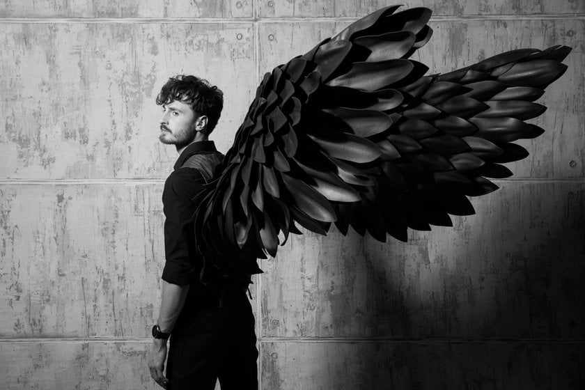 How To Add Wings To A Photo With Just A Few Steps Image3