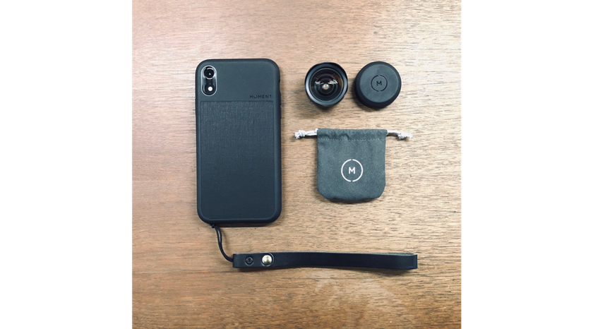 iPhone with Moment Lens | Skylum Blog