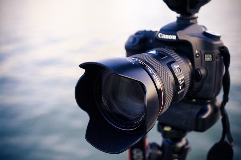 Canon vs Nikon cameras: Sensors Comparing