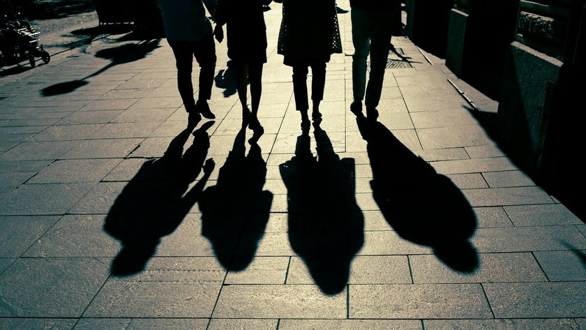 Photos of people's shadows | Skylum Blog