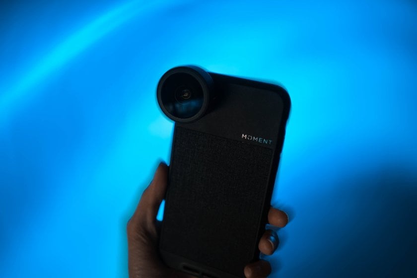 Smartphone with a macro camera | Skylum Blog