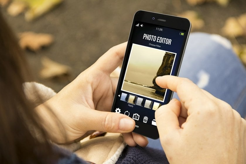 How To Type On A Photo On Windows, Mac, Android, And iPhone I Skylum Blog