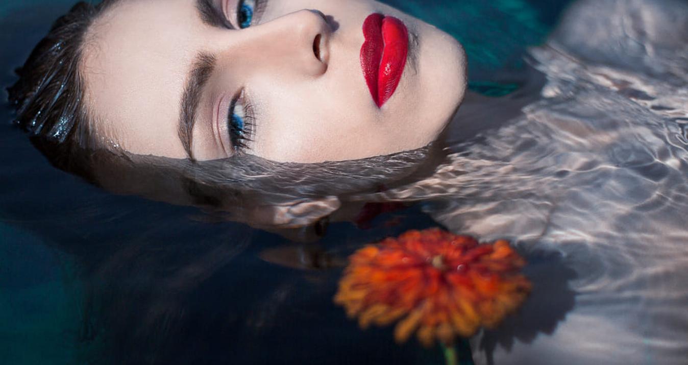 Water Portrait Photography: Creating Stunning Aquatic Imagery