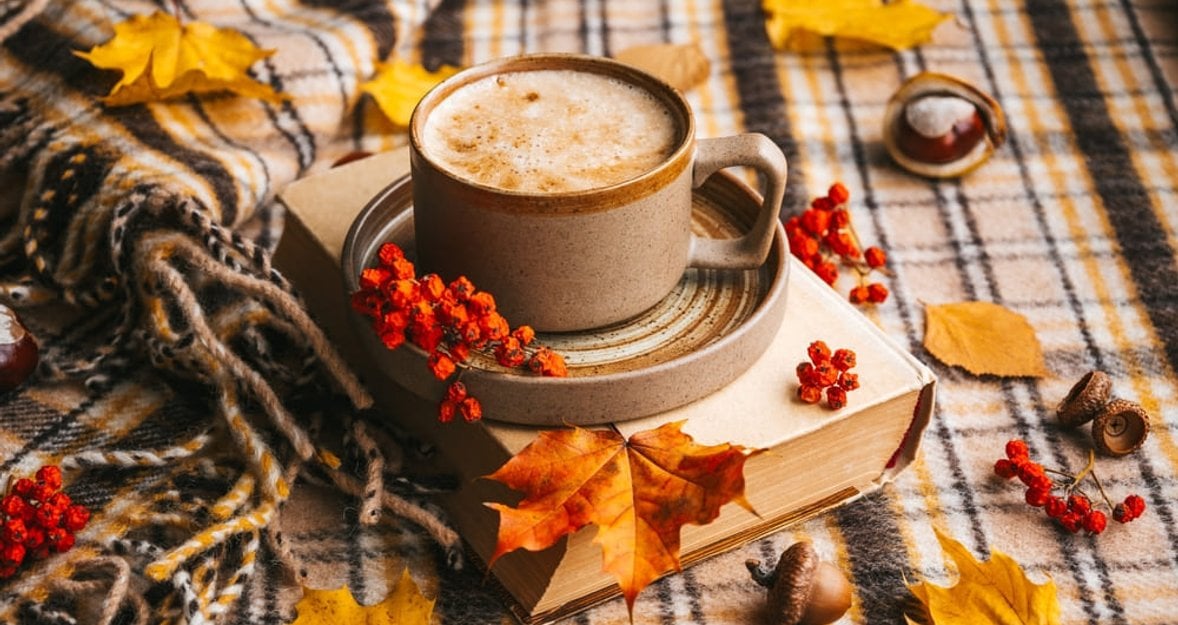 September Photoshoot Ideas: Embrace Autumn's Beauty