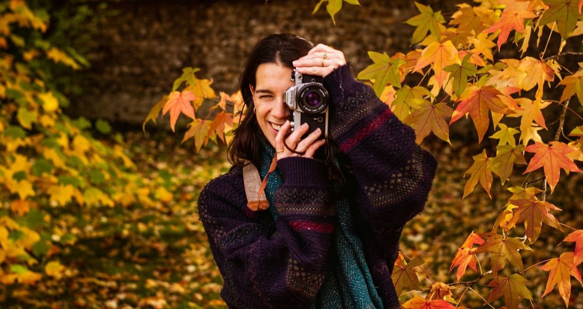 October Photoshoot Ideas: Inspiration For Your Fall Photos