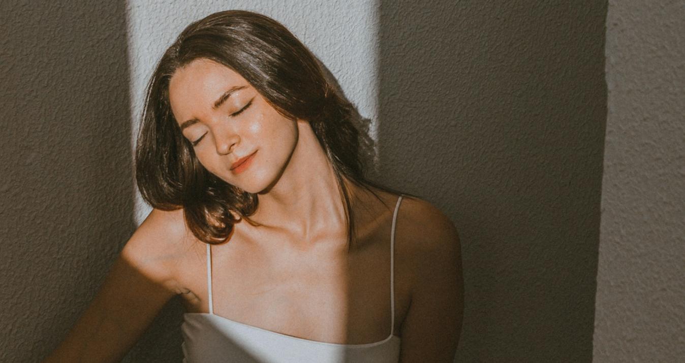How to Capture Beautiful Portraits with Natural Light