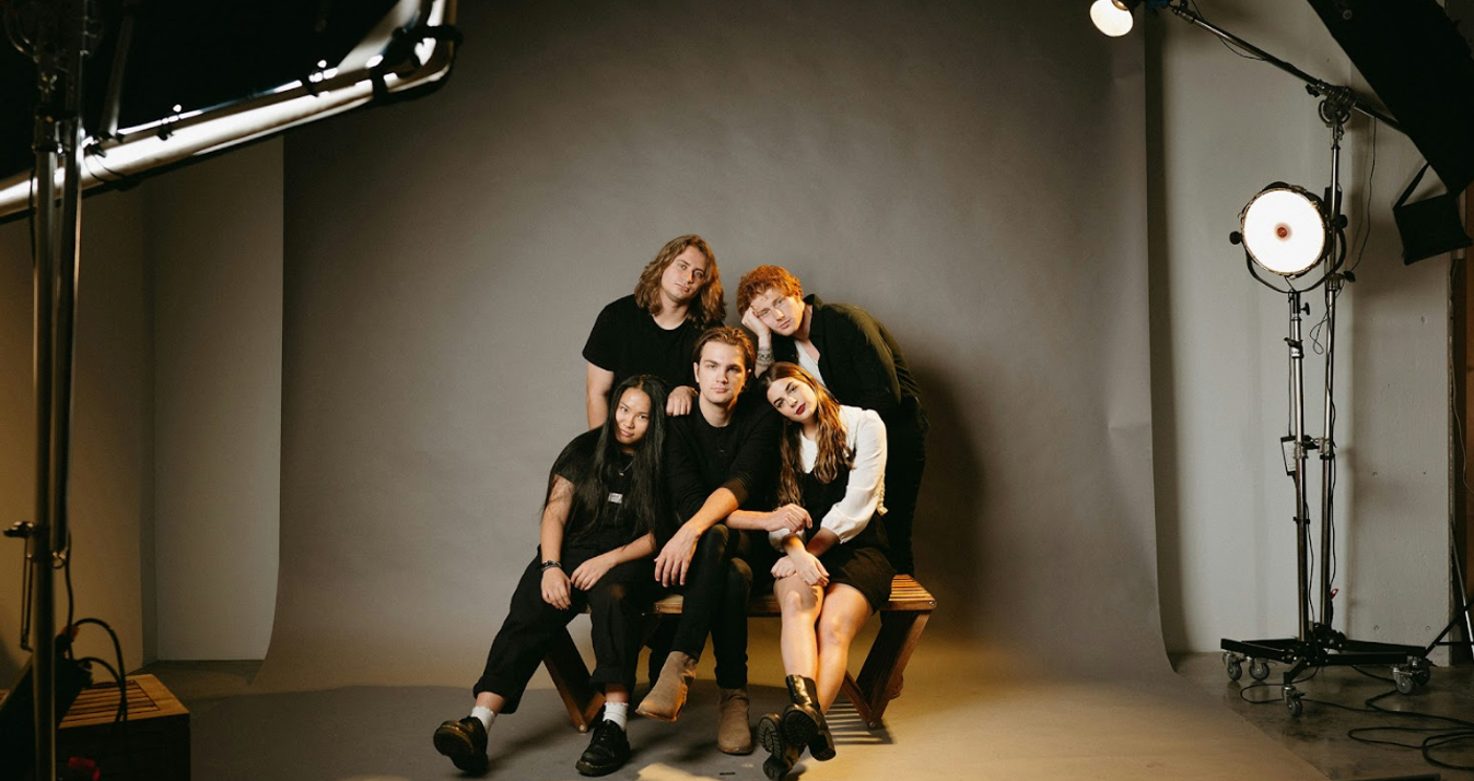 Group Photo Ideas: How To Make Every Group Photo Special