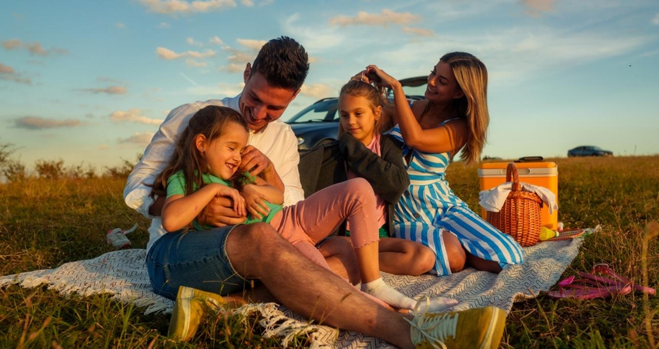 Creative Large Family Portrait Ideas