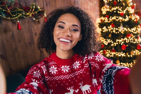 Christmas Portrait Ideas: Holiday Spirit In Your Photos
