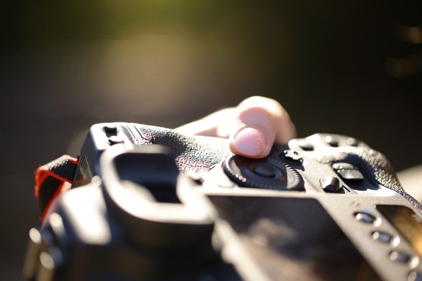 Camera in hands | Aperty Blog