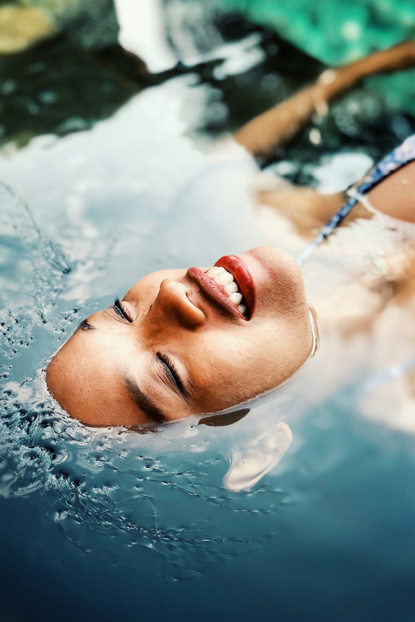 Smiling Girl Captured in the Water | Skylum Blog