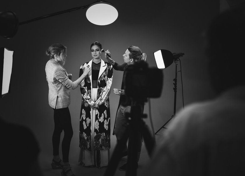 Collaboration In Fashion Photography: From Concept to Campaign | Aperty Blog(3)