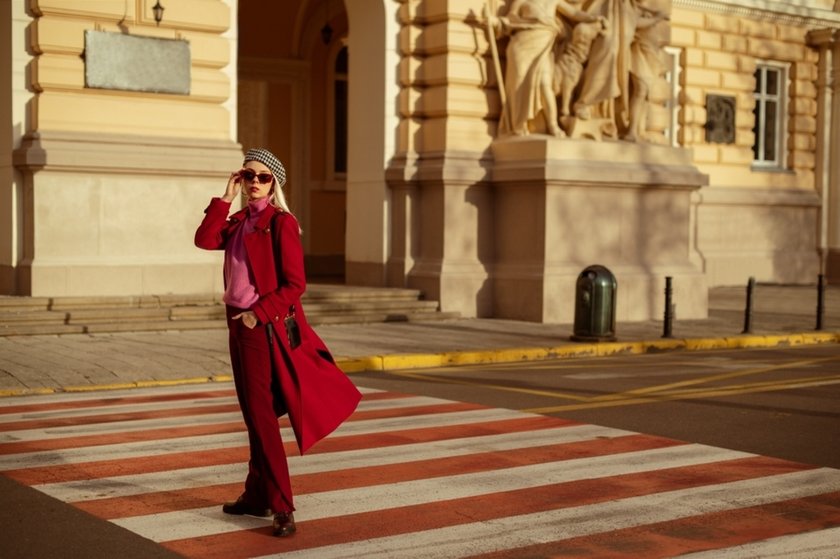 Golden Hour In Fall: The Best Time For Portrait Shoot | Aperty Blog(4)