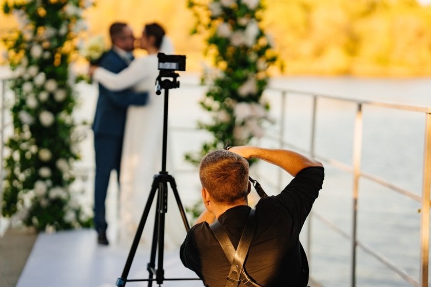 How To Get Through A Busy Wedding Photography Season Well | Aperty Blog(4)