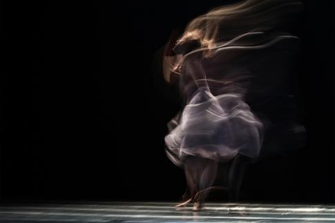 Portrait Motion Blur Photography: Capturing Expressions