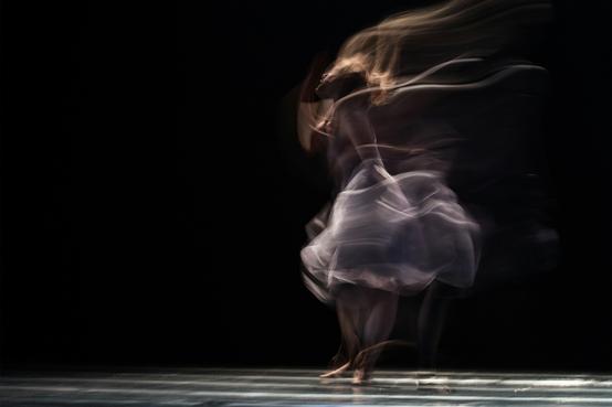 Portrait Motion Blur Photography: Capturing Expressions