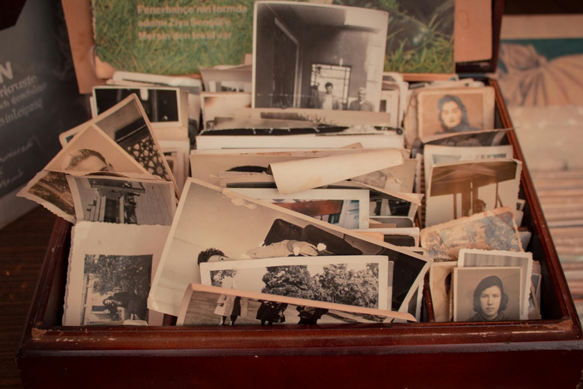 How To Edit Yellowish Photos: Restore Old Pictures Easily Image8