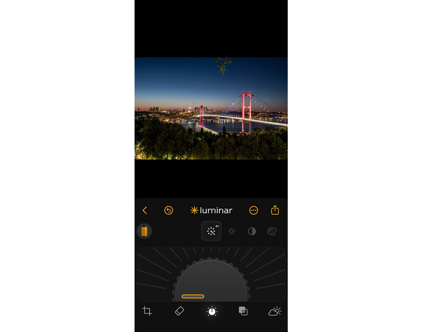 Luminar mobile on iPhone | Skylum How-to