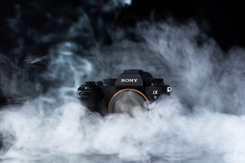 Smoke Bomb Photography: Tip for Smoke Bomb Photoshoot | Skylum Blog(5)