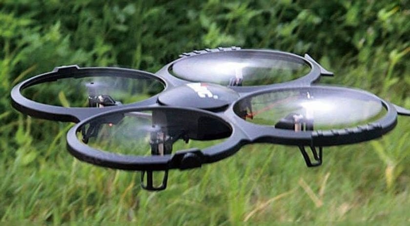 10 Best Drones Under 200 [2021]. Top Drones Under $200 Dollars With Camera | Skylum Blog(4)