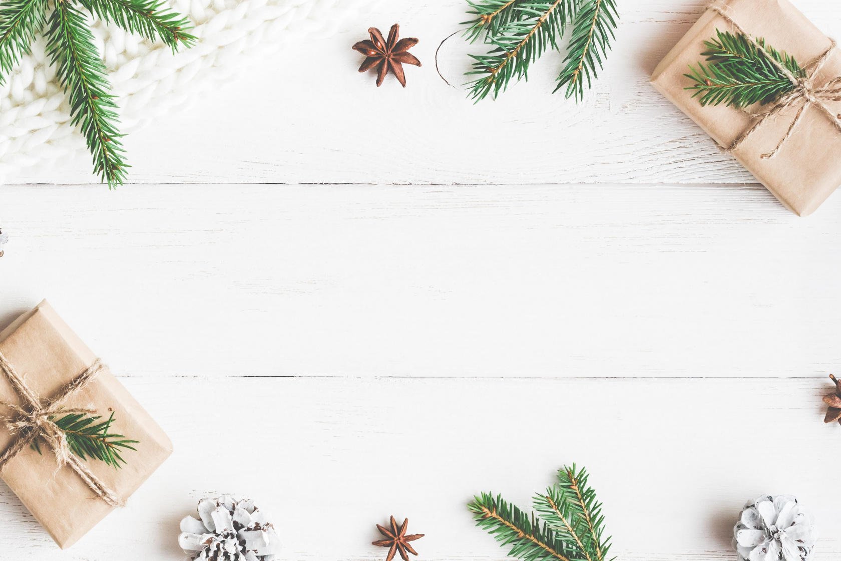 Download 3 Basic Methods For Christmas Background Photography With Tips PSD Mockup Templates