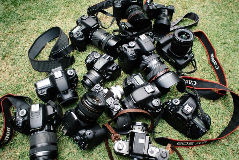 Top 10 Best Cheap Cameras in 2023: Choosing a Budget-Friendly Option | Skylum Blog(2)