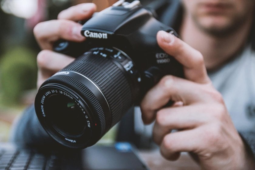 DSLR vs Mirrorless for the Beginner: Which Camera Should You Choose? | Skylum Blog(7)