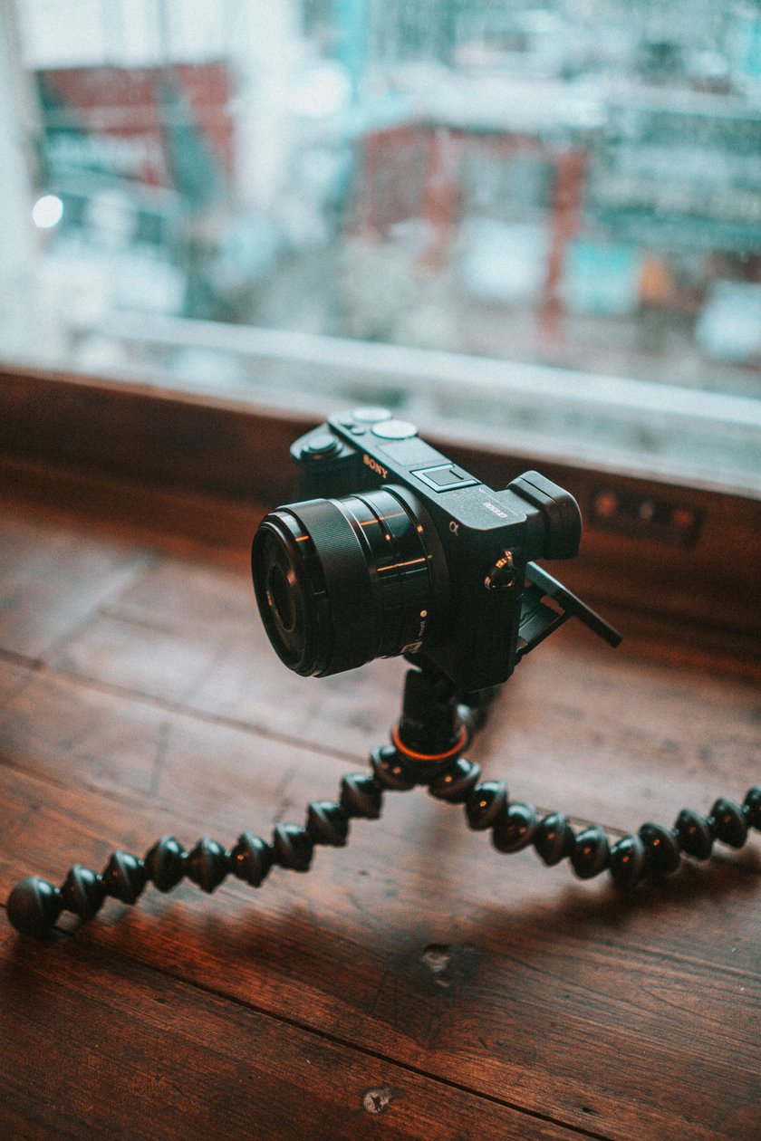 Beginner-Friendly Mirrorless Cameras: Easy-to-Use Options | Skylum Blog