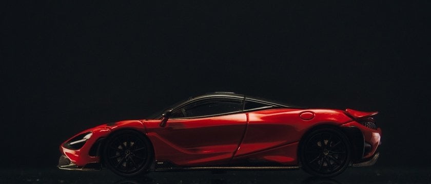 How To Photograph HyperCars + Editing Tutorial Image2