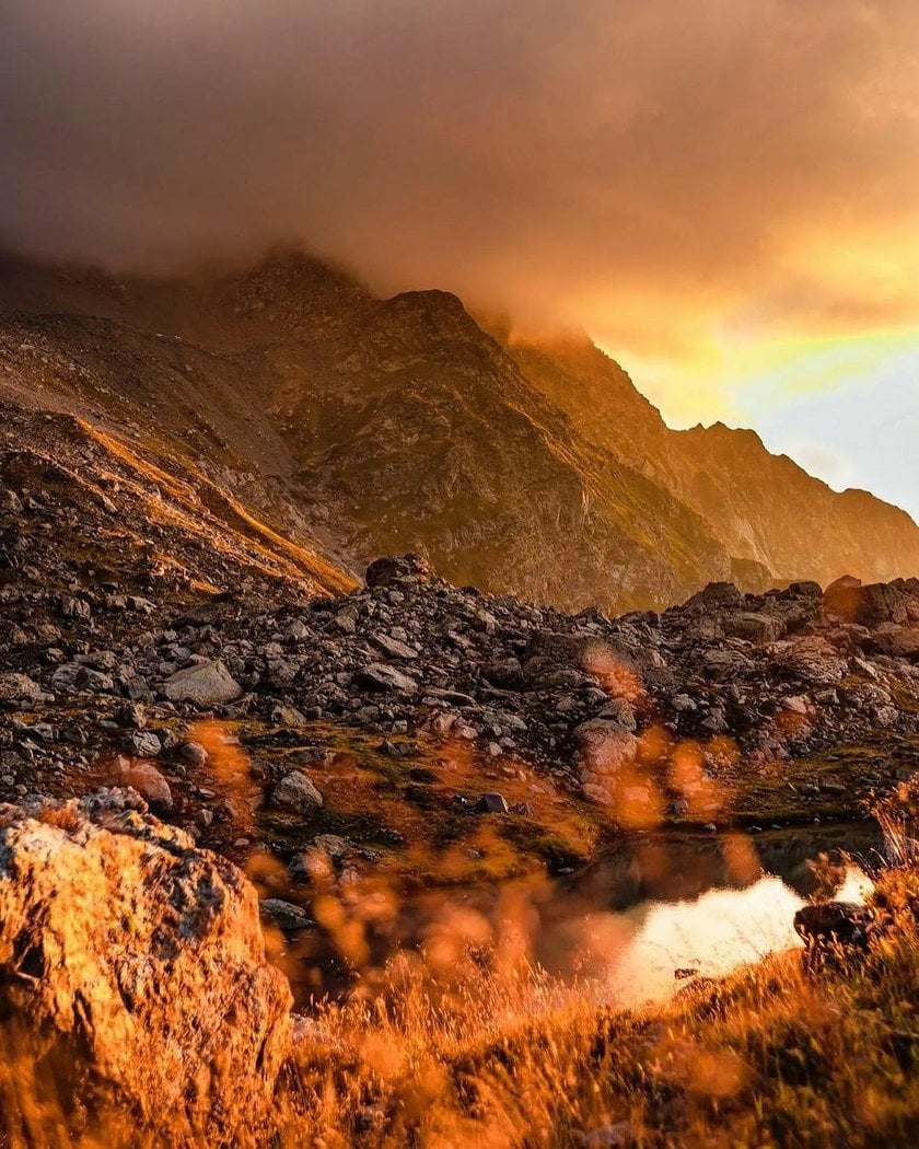 Exploring France's alpine beauty: 10 photo-worthy hiking spots  | Skylum Blog(4)