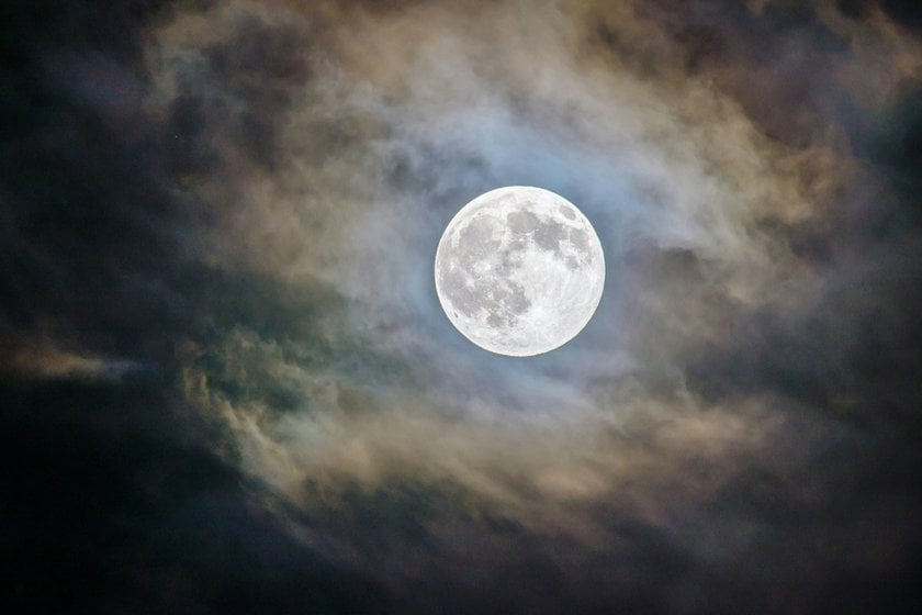 Night Time Photography Ideas: Capture The Magic After Dark | Skylum Blog(4)