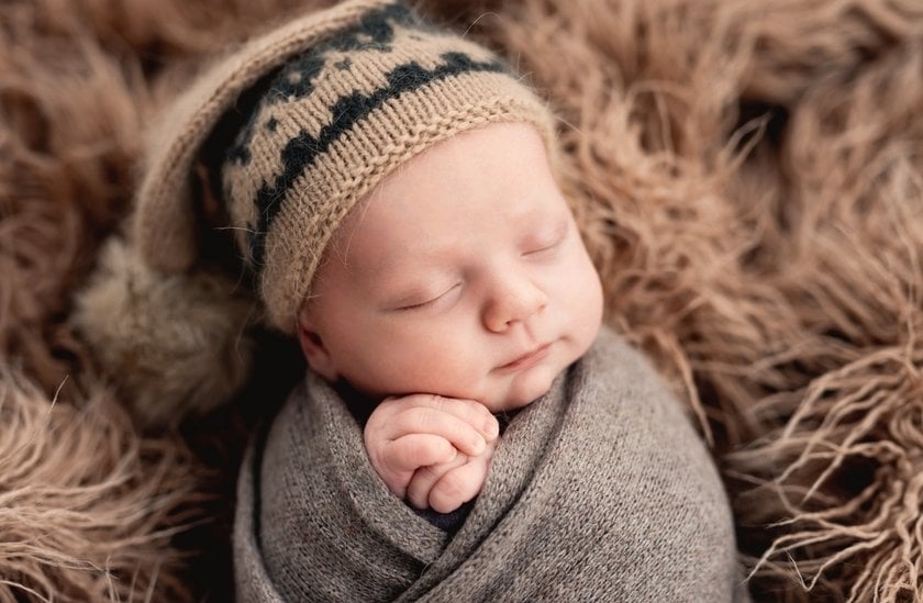 Inspiring Newborn Baby Photoshoot Ideas For New Parents | Skylum Blog(12)