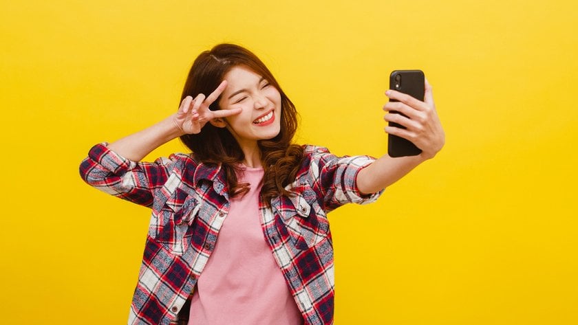 Celebrate National Selfie Day 2024 in Style: Snap, Edit, Share! | Skylum Blog(10)