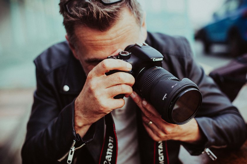 Choosing the Best Street Photography Camera | Skylum Blog(6)