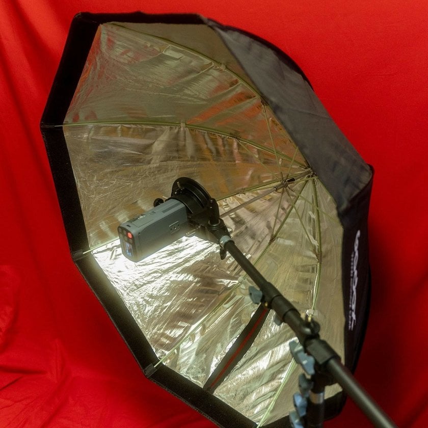 Softbox vs Umbrella: Which One Should You Use | Skylum Blog(3)