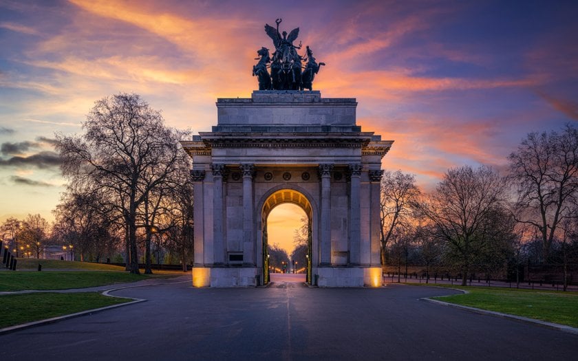 Photo of Wellington Arch at Sunset | Skylum Blog