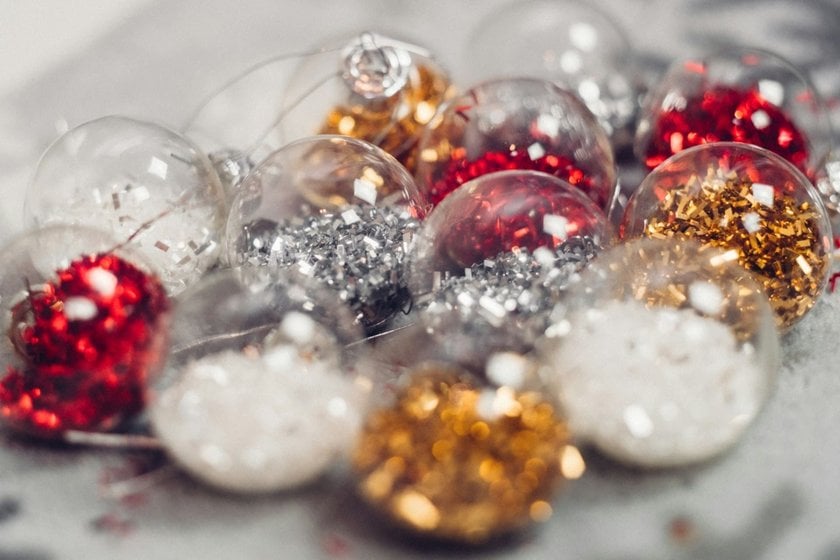 Close-Up Photo of Christmas Balls | Skylum Blog