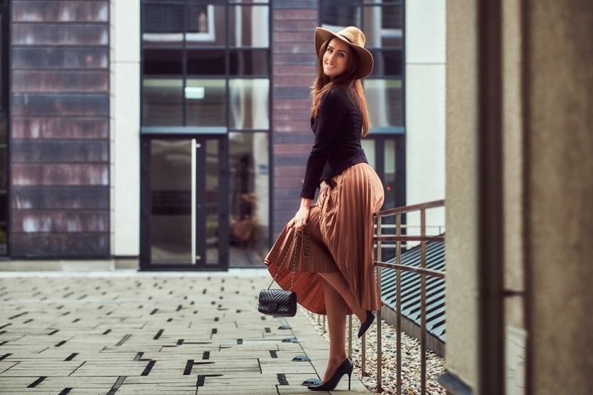 Beautiful Girl Wearing a Hat | Skylum Blog