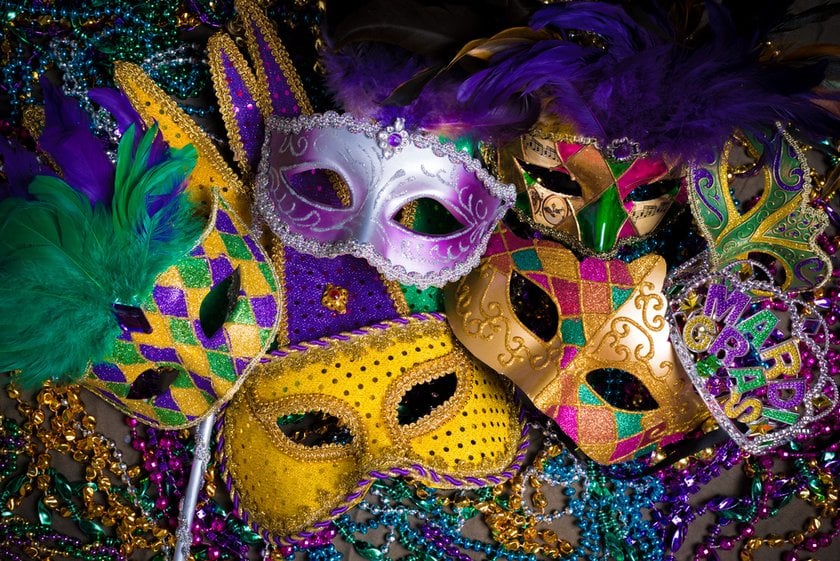 Mardi Gras Picture Backdrops Ideas For A Party  | Skylum Blog(8)