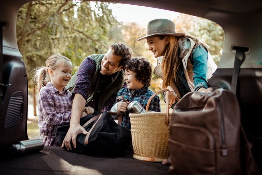 Creative Large Family Portrait Ideas | Skylum Blog(4)